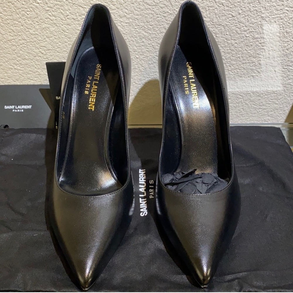 Saint Laurent black leather heels size 39.5 euro